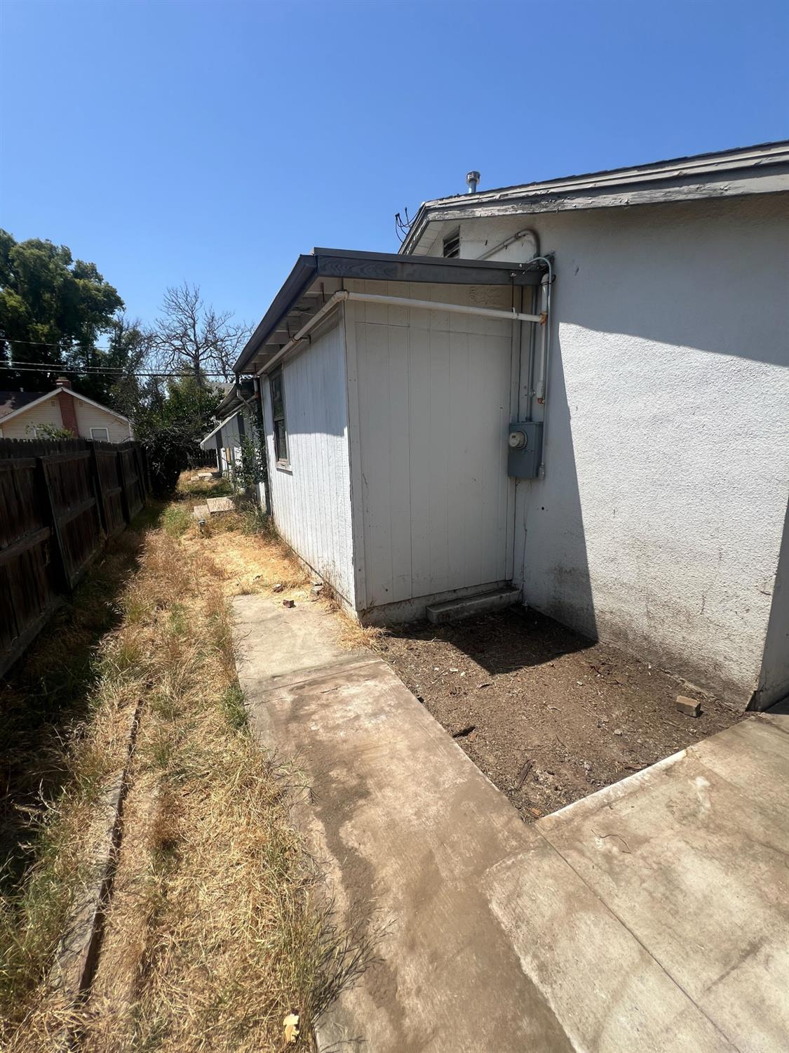 E 21st Street, Merced, California image 4