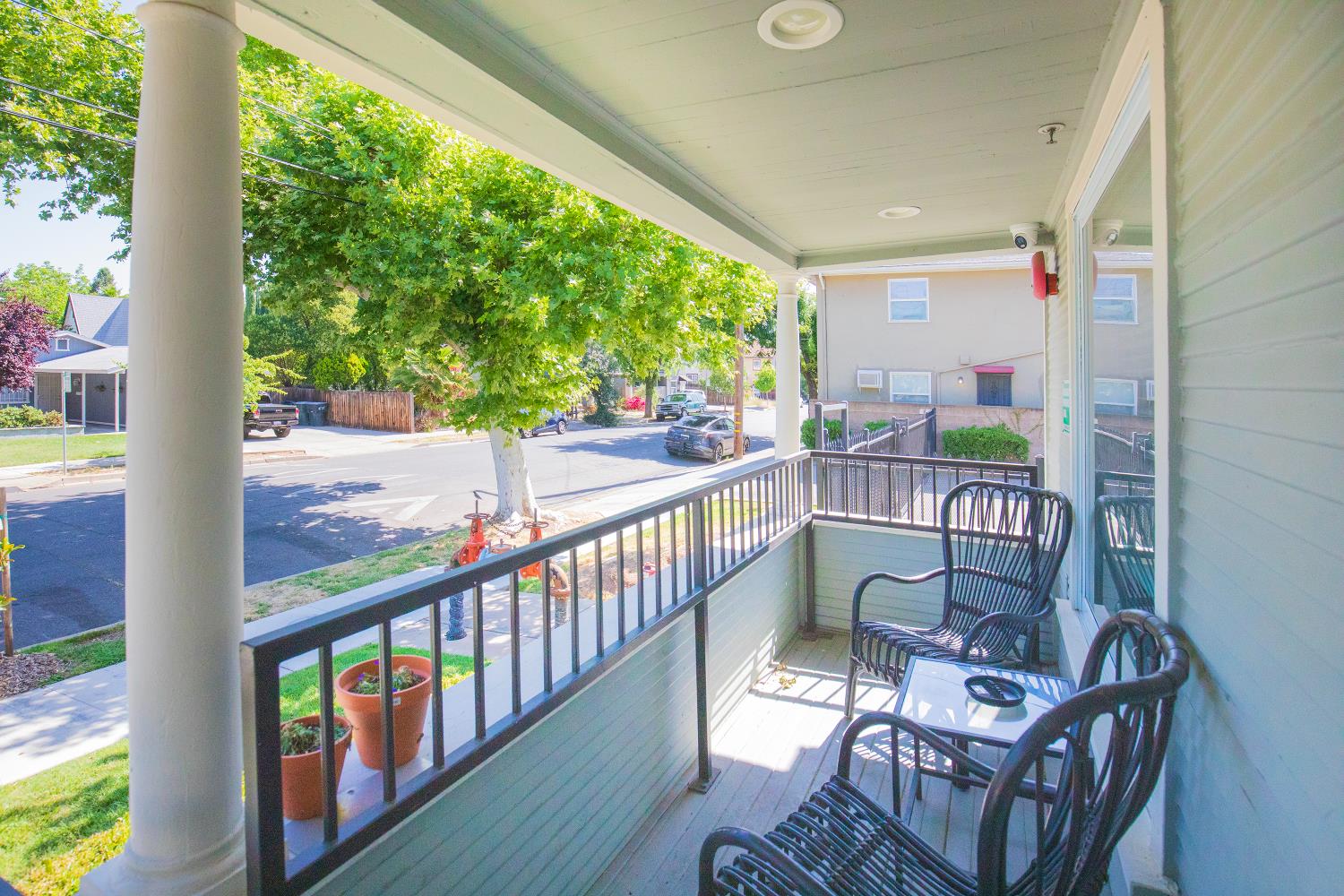 4th Avenue, Sacramento, California image 3