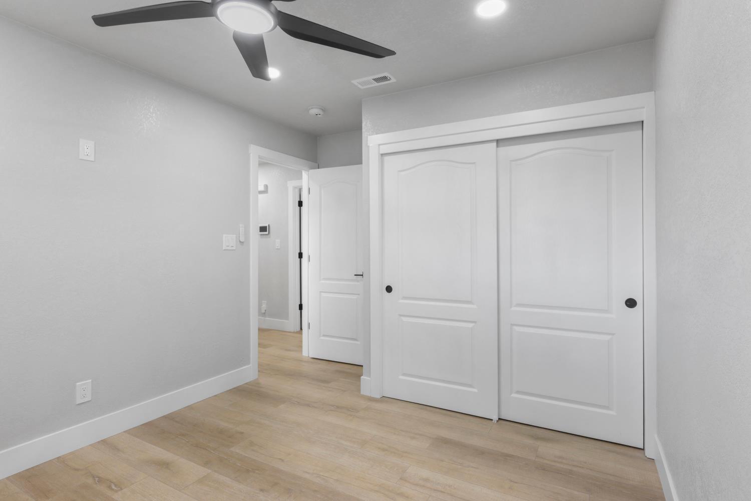 Detail Gallery Image 29 of 42 For 1752 Crestwood Cir, Stockton,  CA 95210 - 4 Beds | 2 Baths