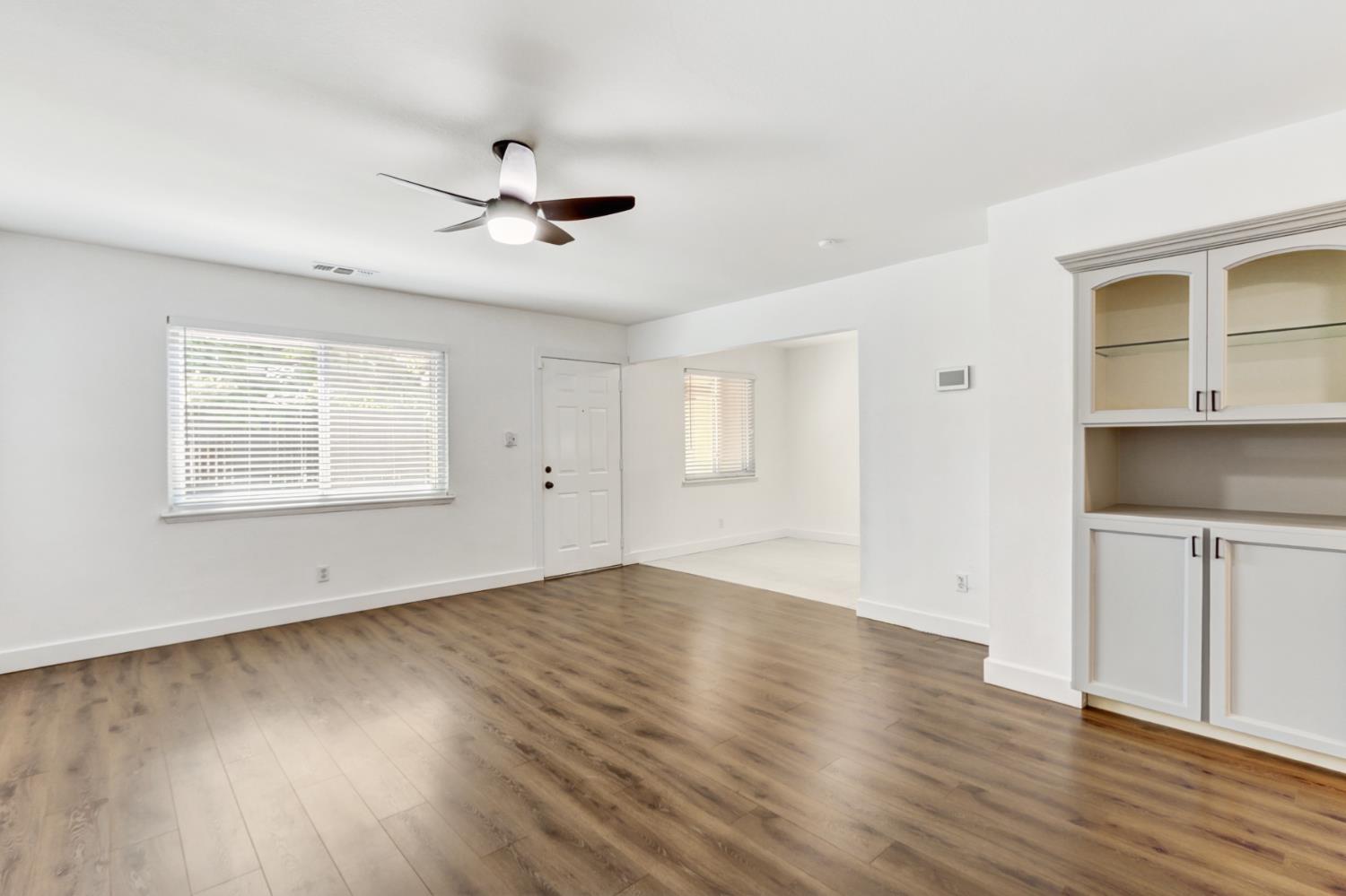 Oak Avenue, Orangevale, California image 16
