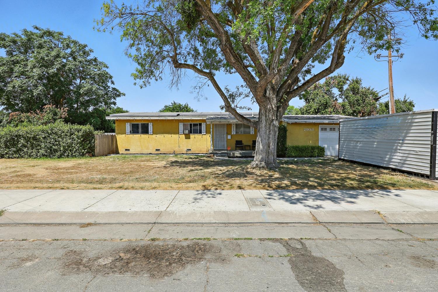 N Parsons Avenue, Merced, California image 1
