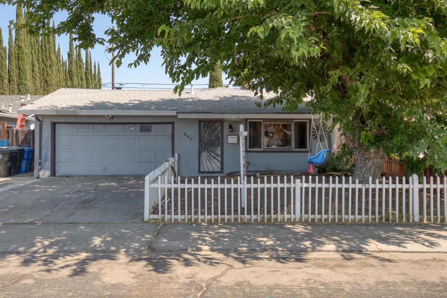 Diane Drive, Manteca, California image 1