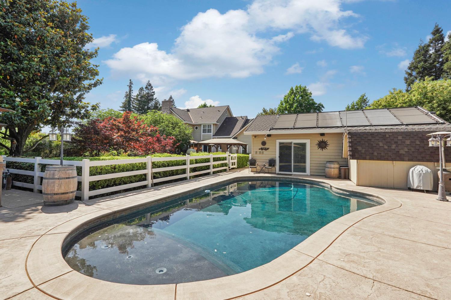 Detail Gallery Image 49 of 74 For 24646 Meadow Creek Ct, Acampo,  CA 95220 - 4 Beds | 4/1 Baths