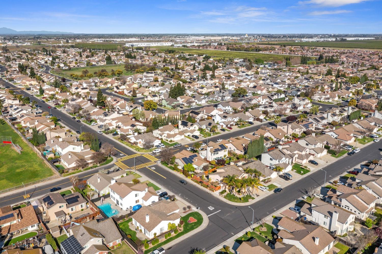 Hyde Park Lane, Manteca, California image 46