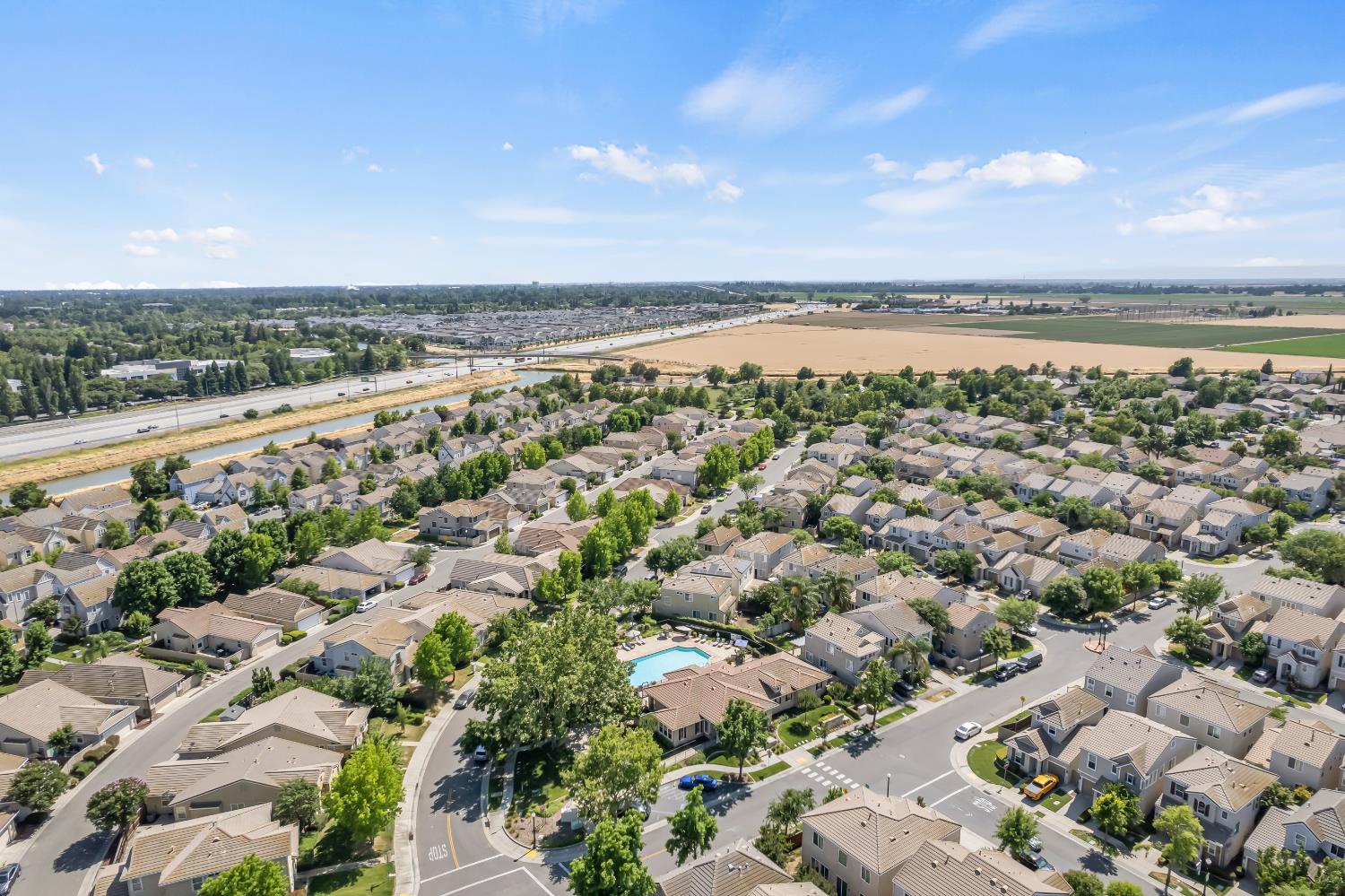Buchman Street, Sacramento, California image 37