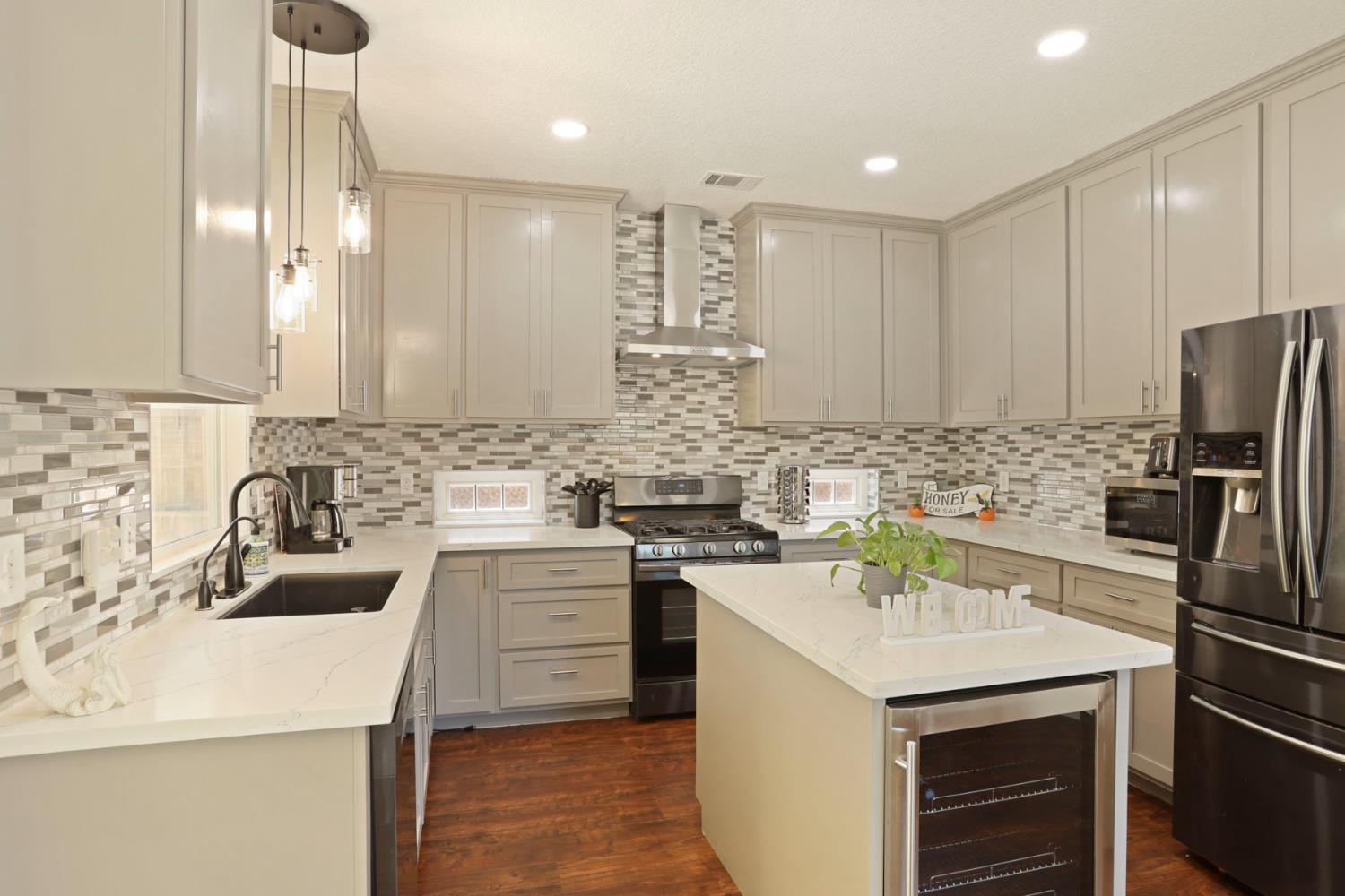 Syracuse Lane, Manteca, California image 5