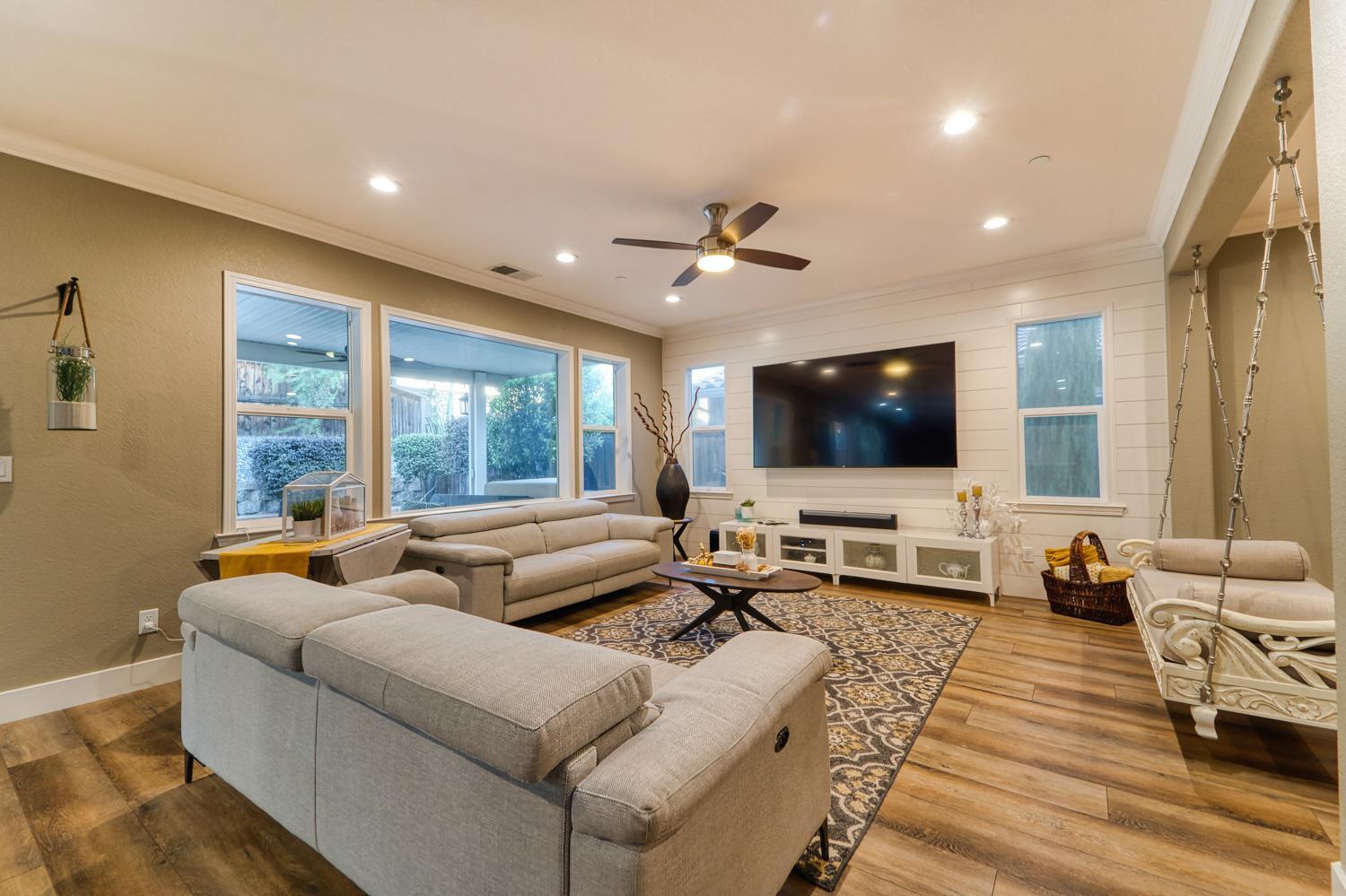 Calico Drive, Rocklin, California image 13