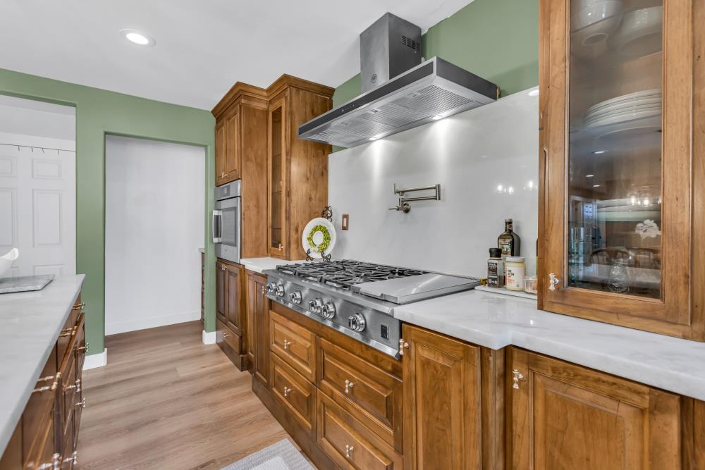 Mangrove Court, Orangevale, California image 16