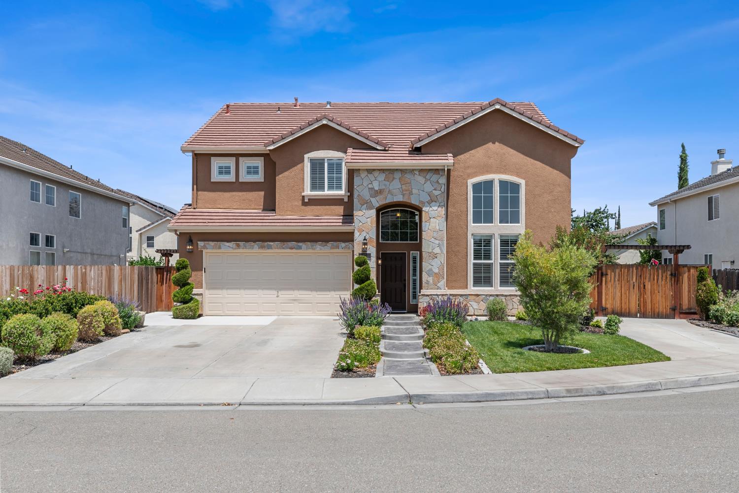 Autumn Creek Court, Tracy, California image 1