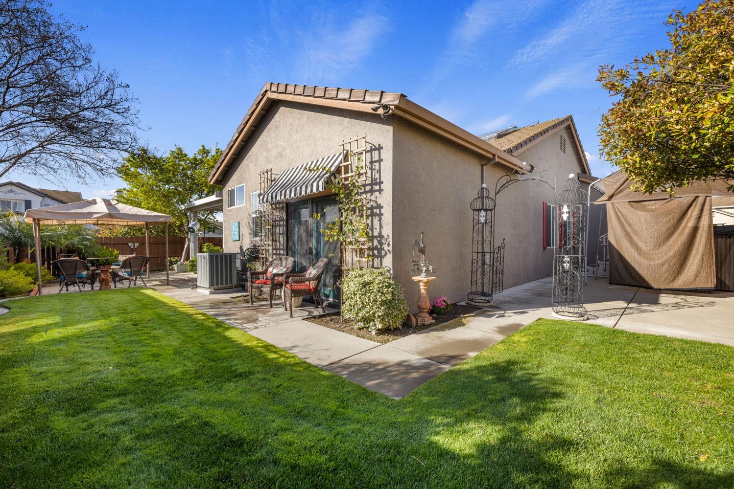 Hyde Park Lane, Manteca, California image 41