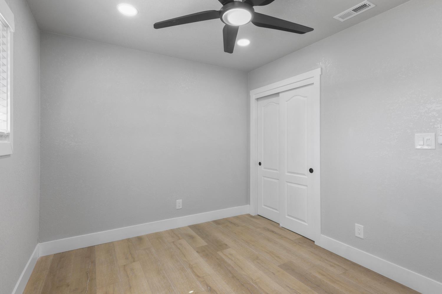 Detail Gallery Image 25 of 42 For 1752 Crestwood Cir, Stockton,  CA 95210 - 4 Beds | 2 Baths