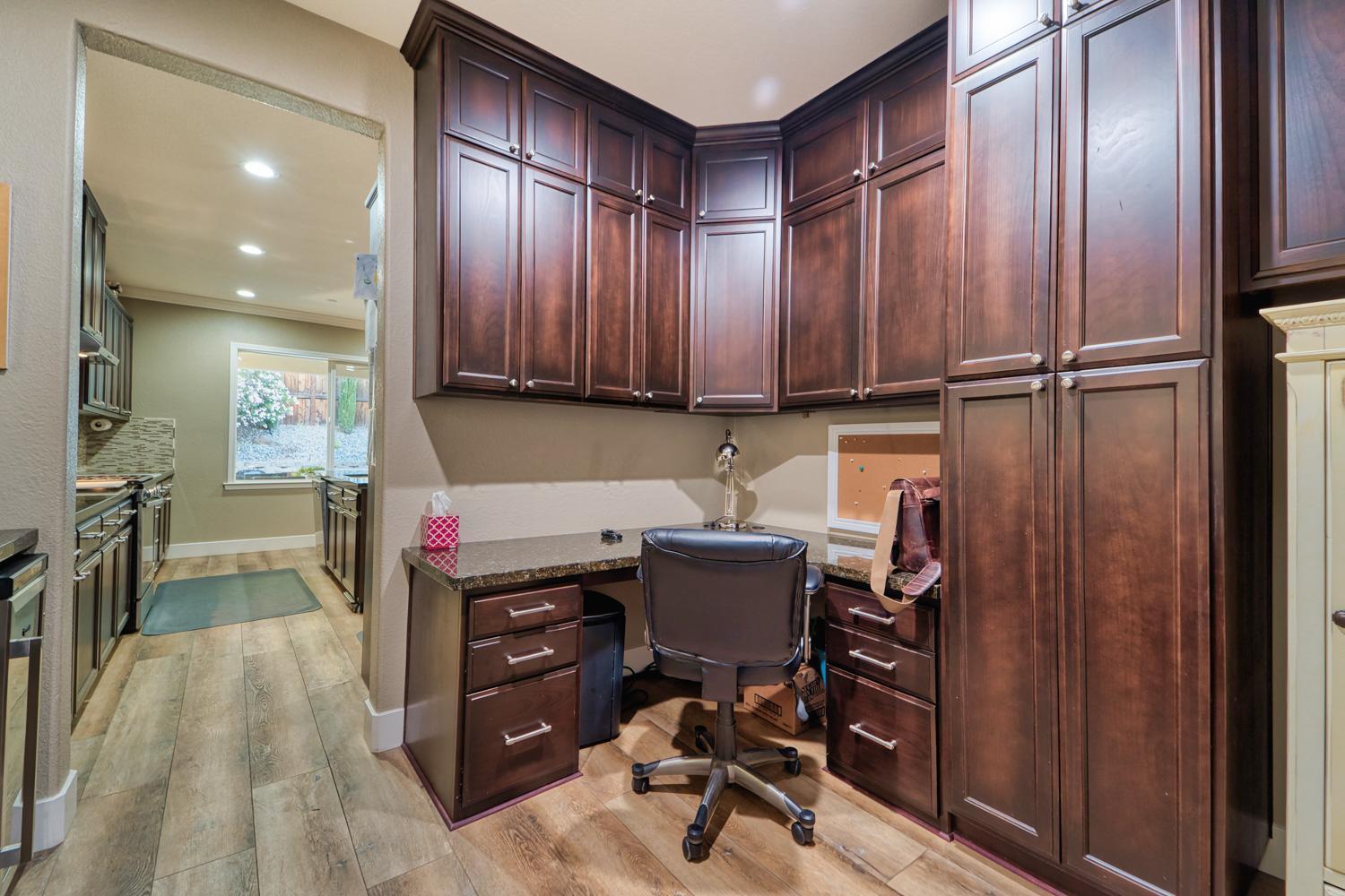 Calico Drive, Rocklin, California image 22
