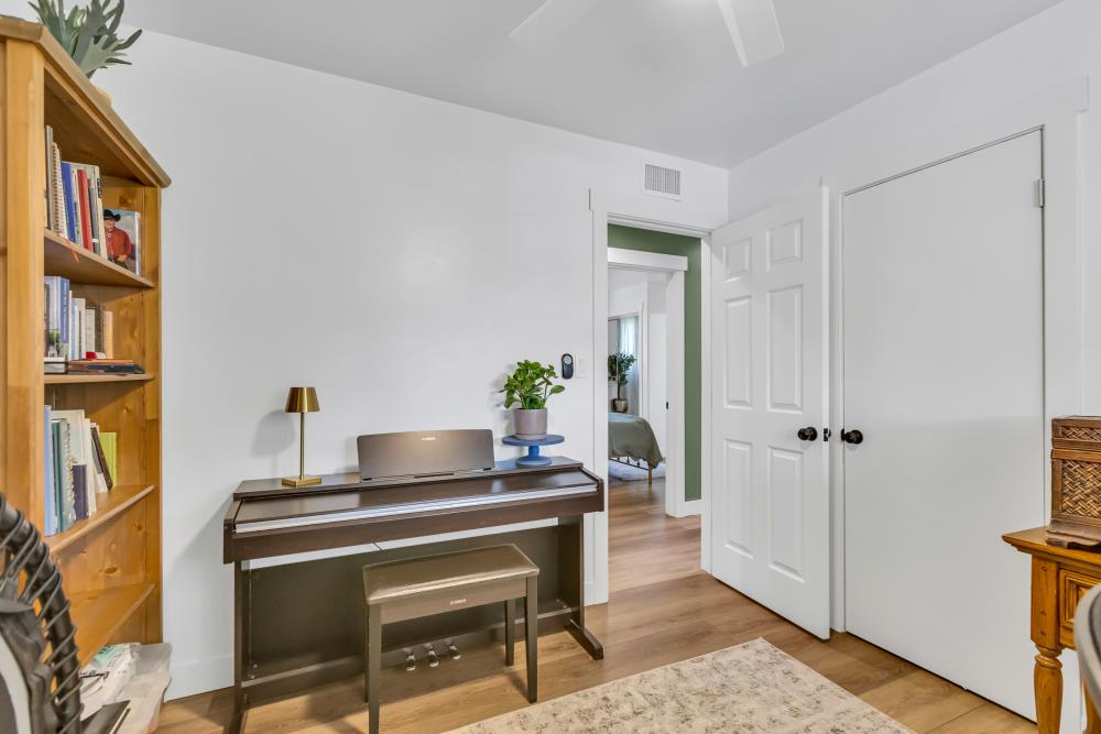 Mangrove Court, Orangevale, California image 24