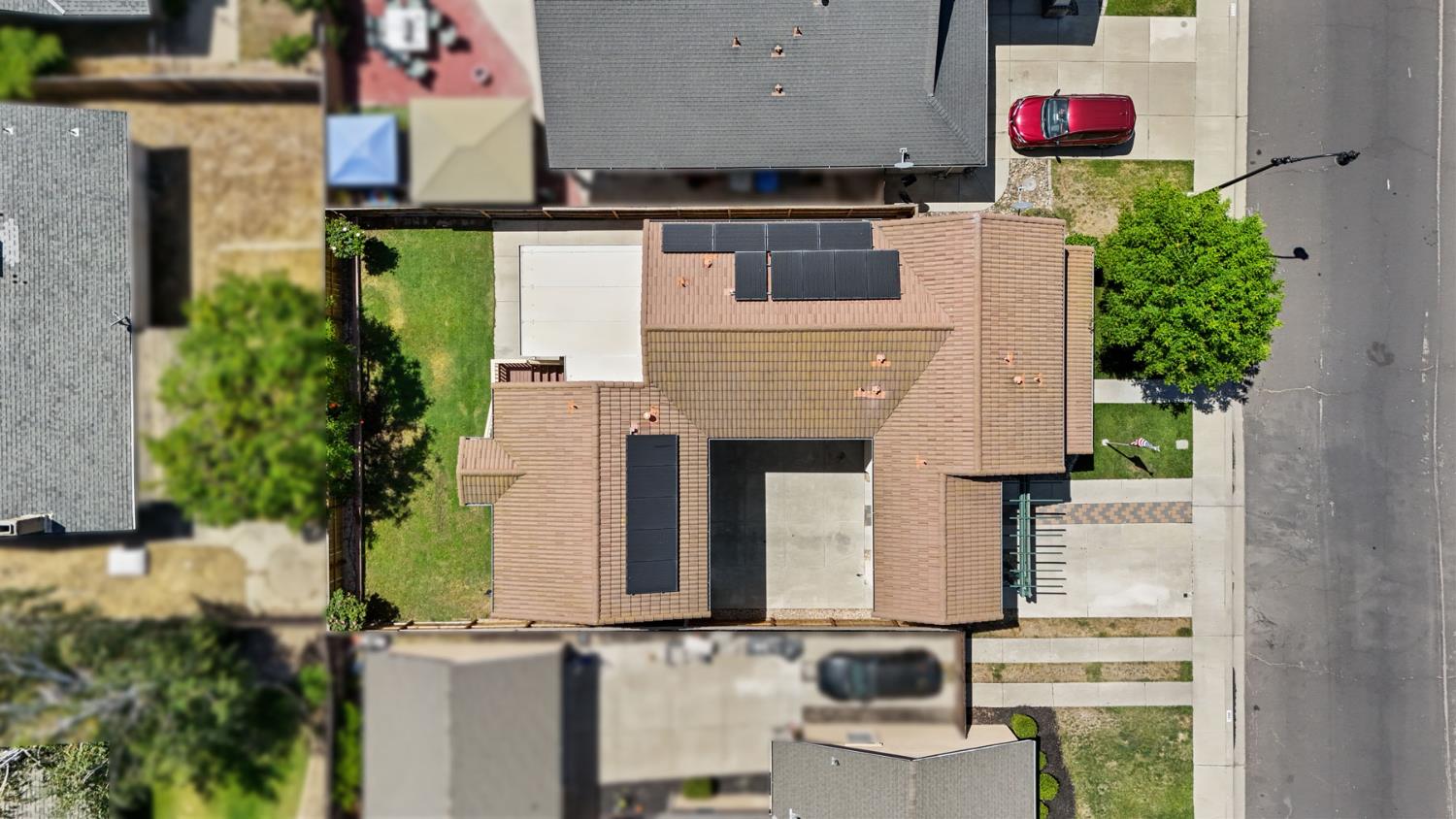 Syracuse Lane, Manteca, California image 2