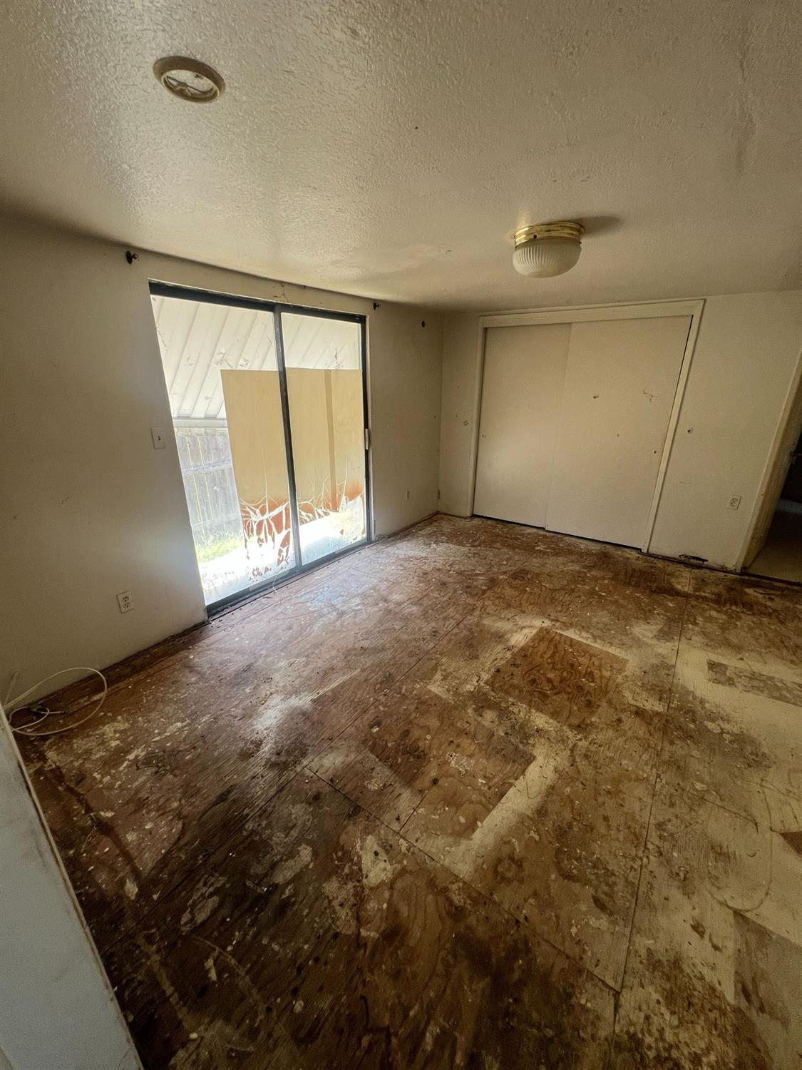E 21st Street, Merced, California image 11