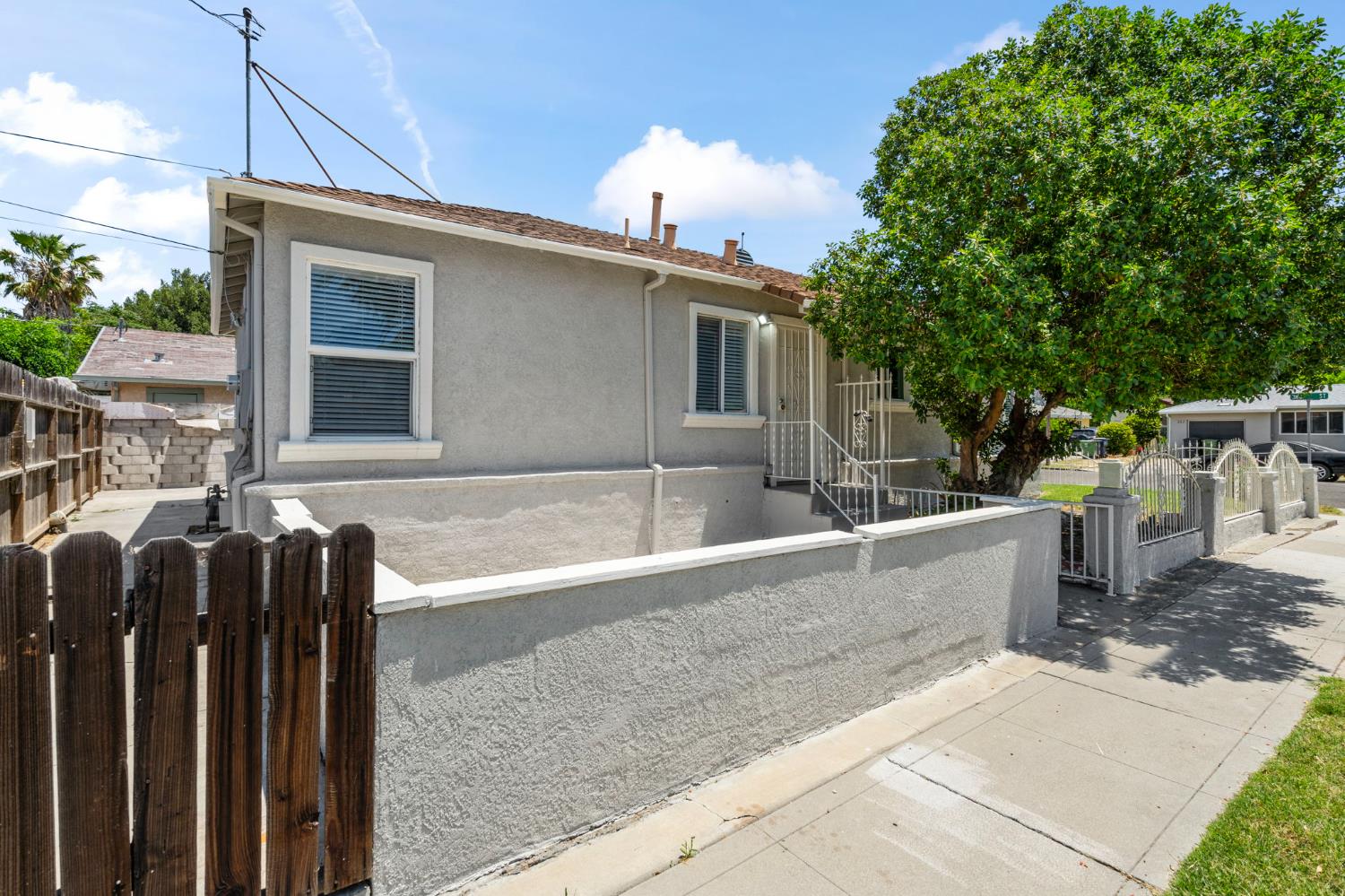 W 3rd Street, Tracy, California image 31