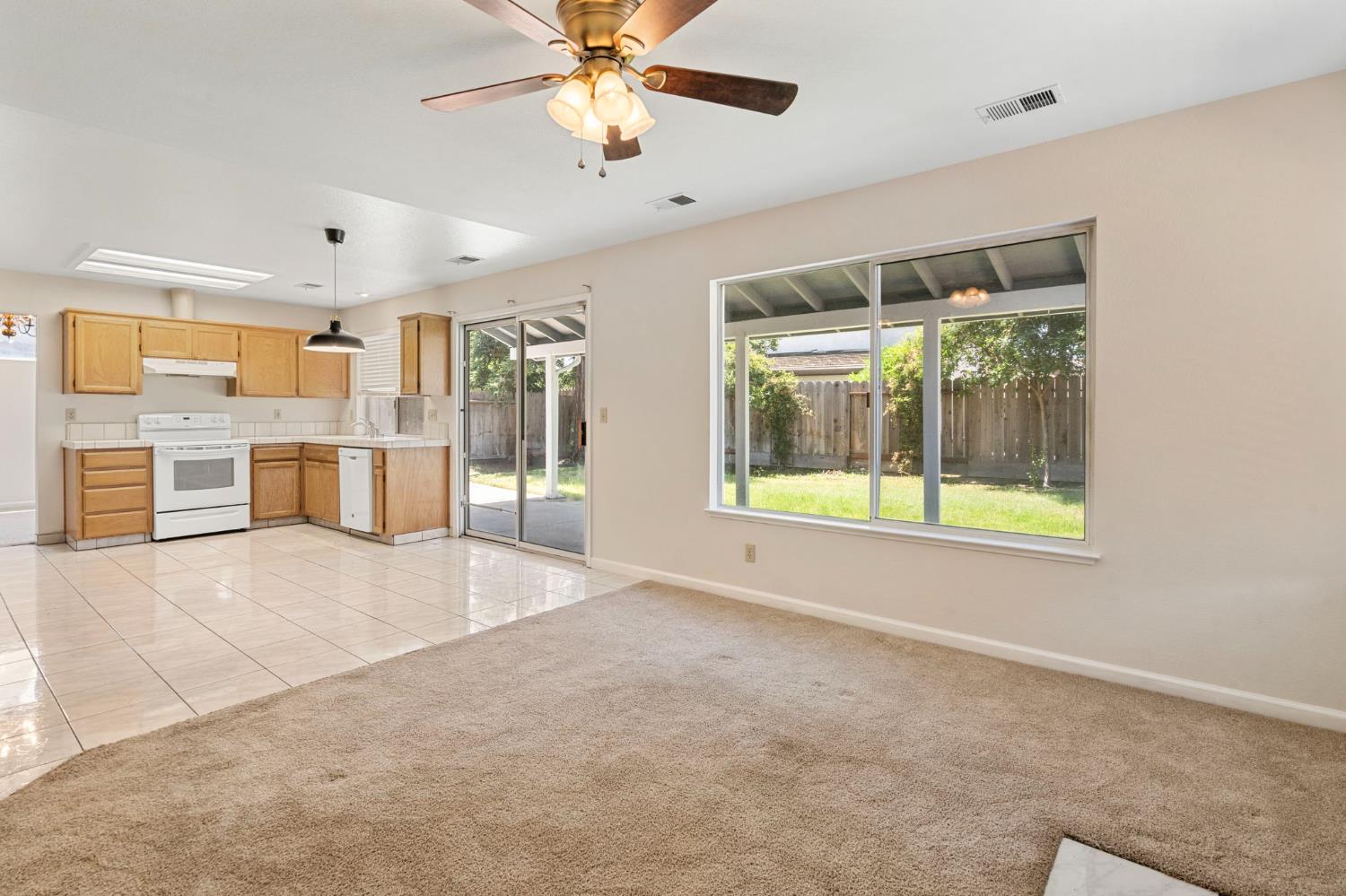 Bardini Way, Turlock, California image 17