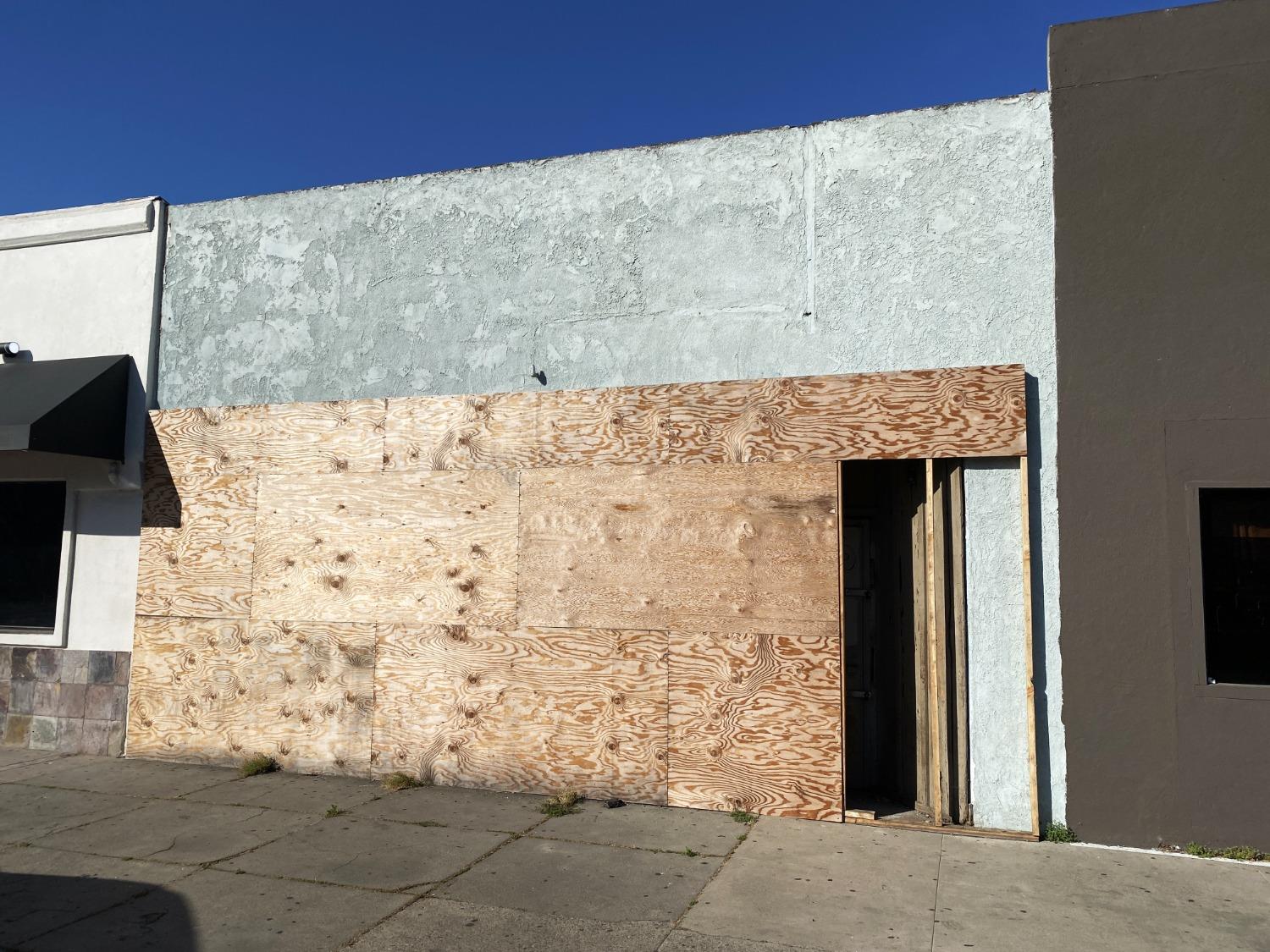 Detail Gallery Image 6 of 6 For 140 S 1st St, Turlock,  CA 95380 - – Beds | – Baths