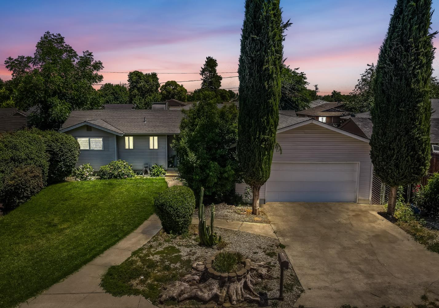 Laurel Avenue, Olivehurst, California image 1