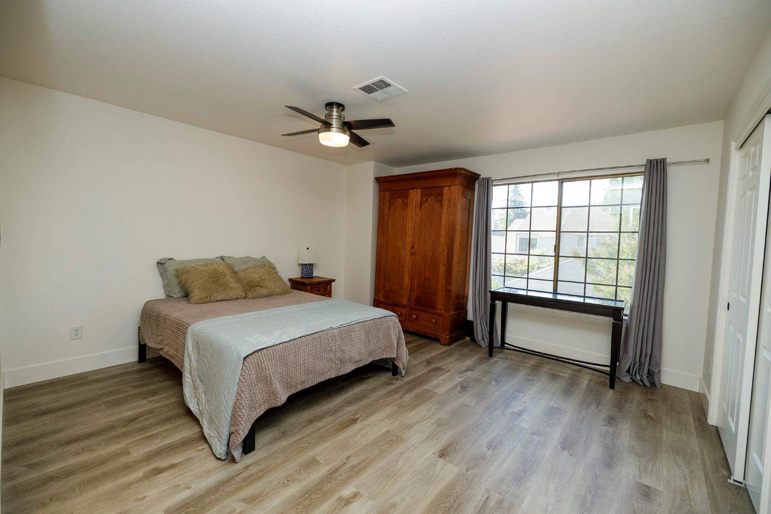Leveland #C, Modesto, California image 39