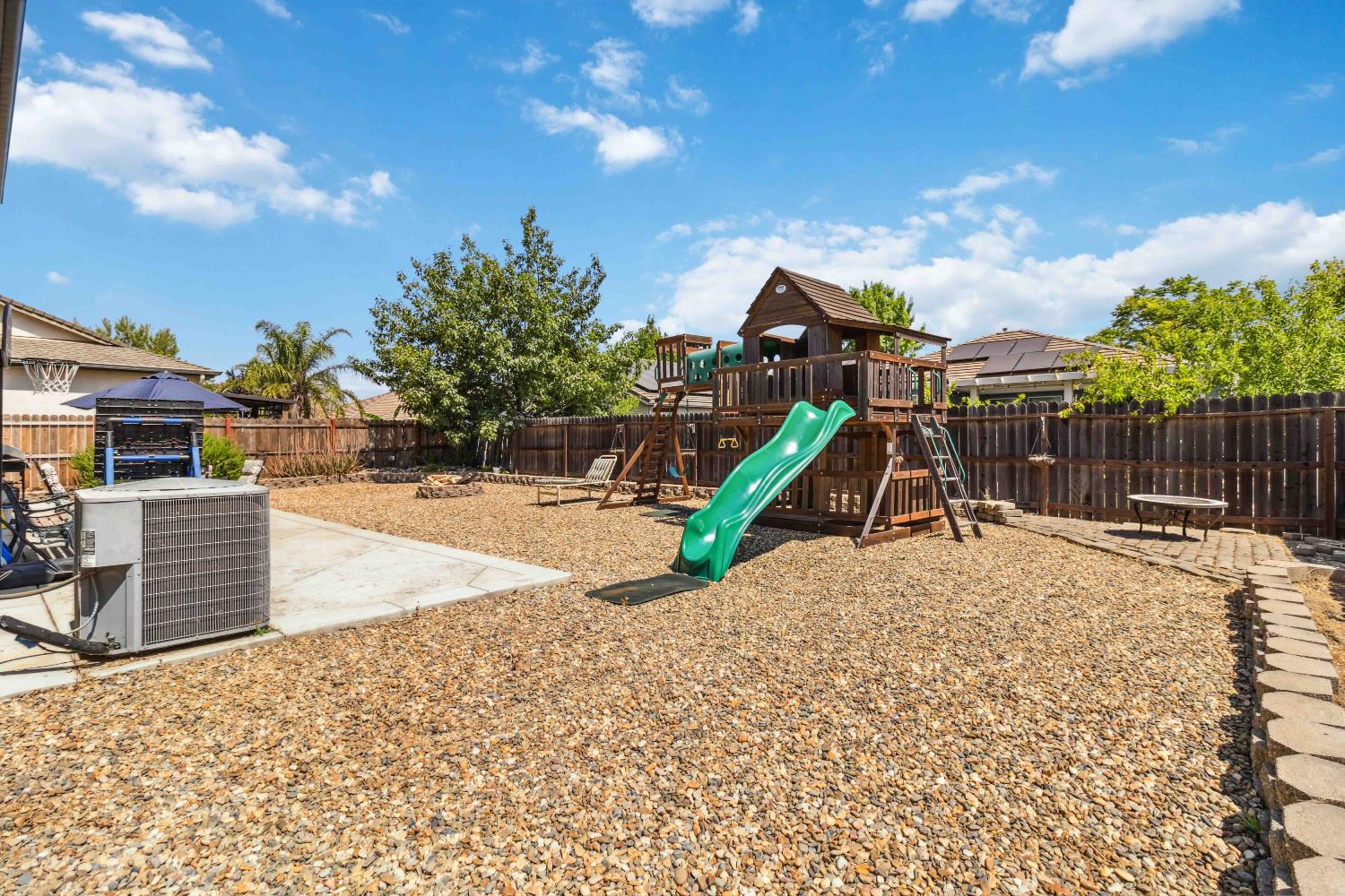 Minories Drive, Olivehurst, California image 40