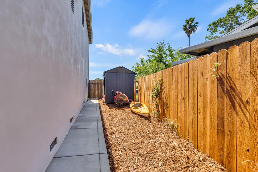 Mangrove Court, Orangevale, California image 50
