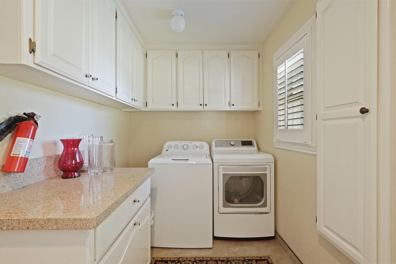 Detail Gallery Image 28 of 74 For 24646 Meadow Creek Ct, Acampo,  CA 95220 - 4 Beds | 4/1 Baths