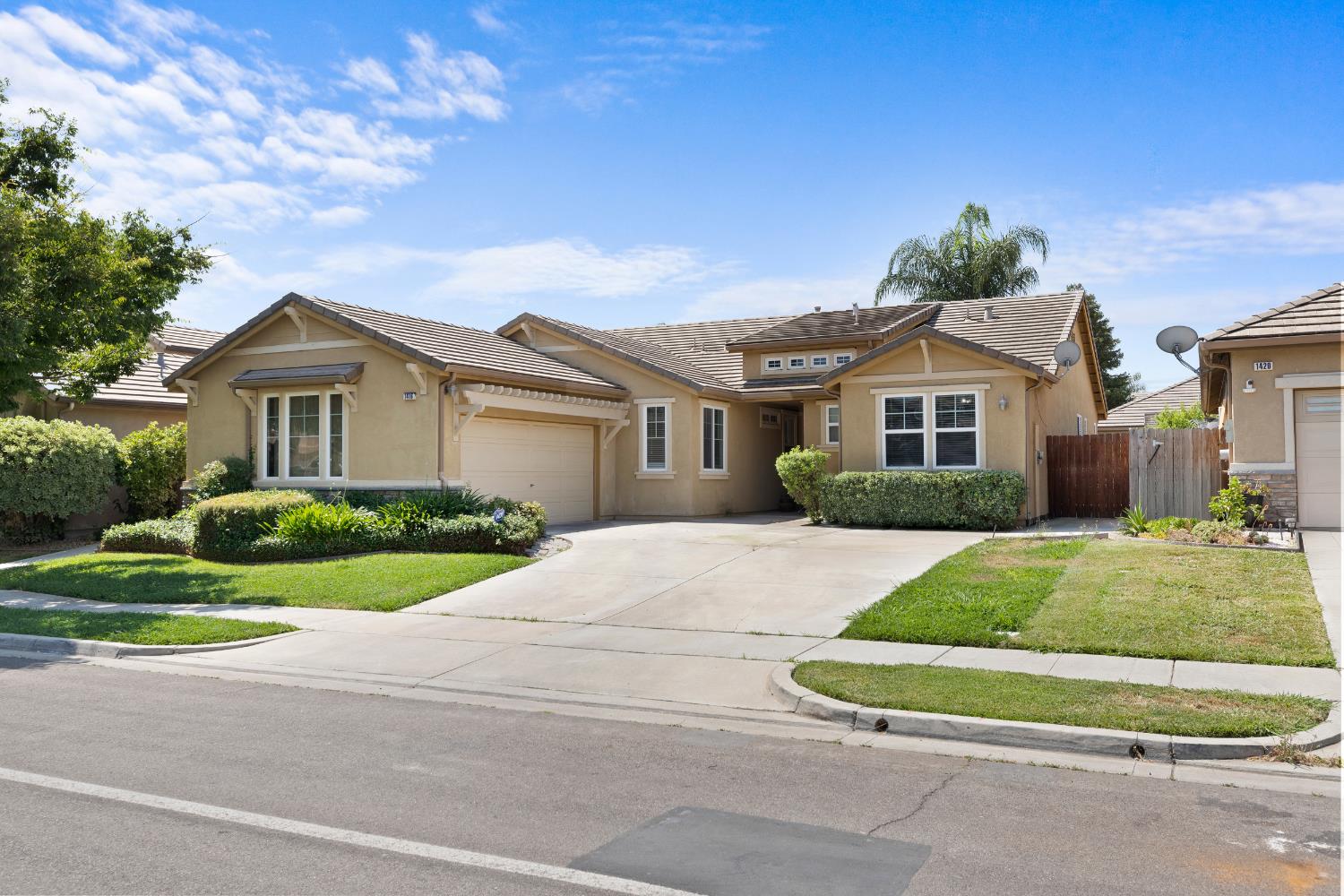 Shearwater Drive, Patterson, California image 2