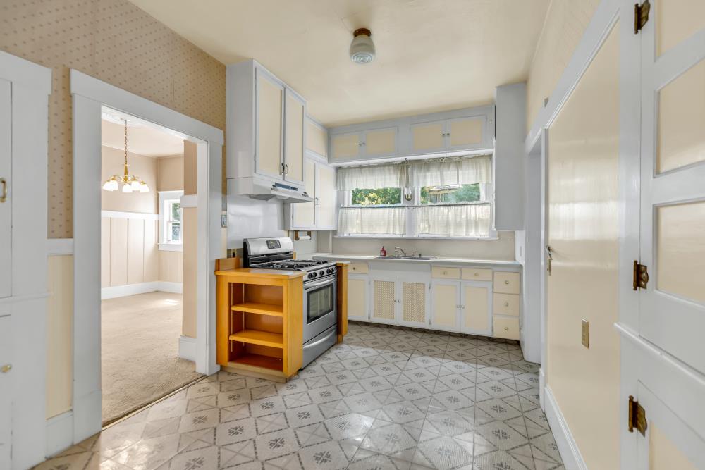 Howell Lane, Newcastle, California image 18