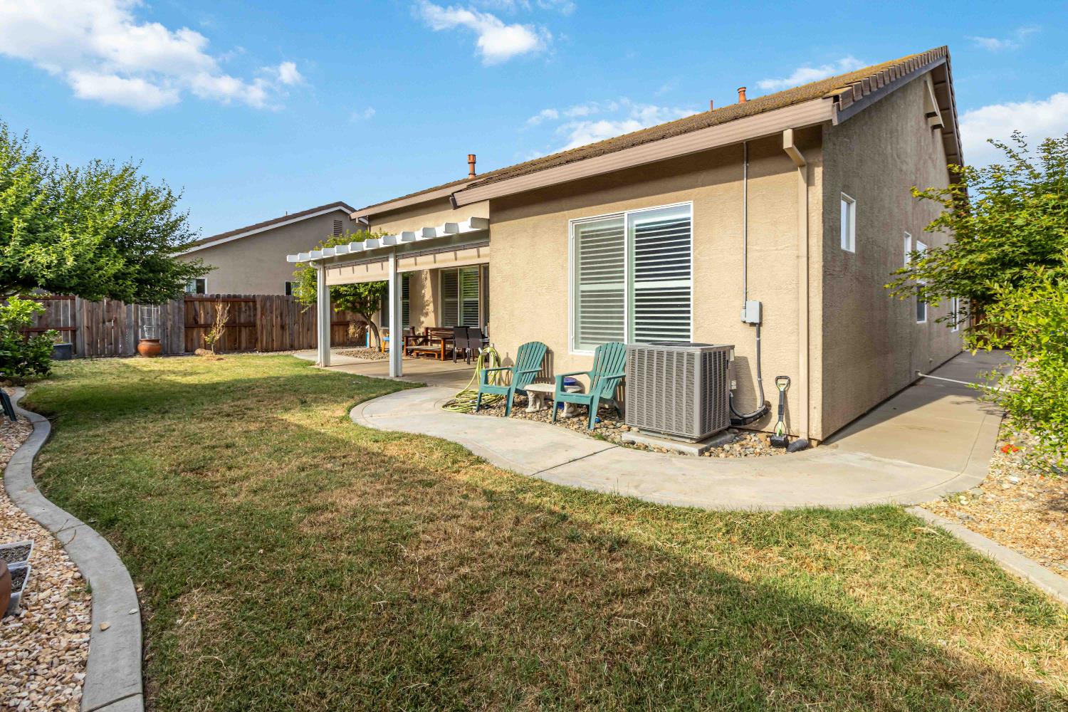 Salmon Creek Drive, Elk Grove, California image 34