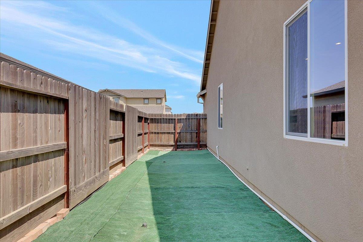 Glowhaven Street, Marysville, California image 35
