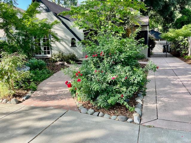 Vallejo Way, Sacramento, California image 1
