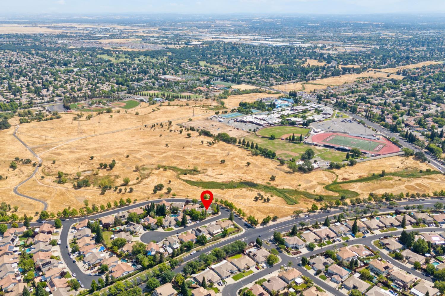 Aylesbury, Roseville, California image 38