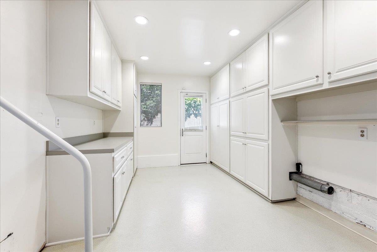 Lusk Drive, Sacramento, California image 20