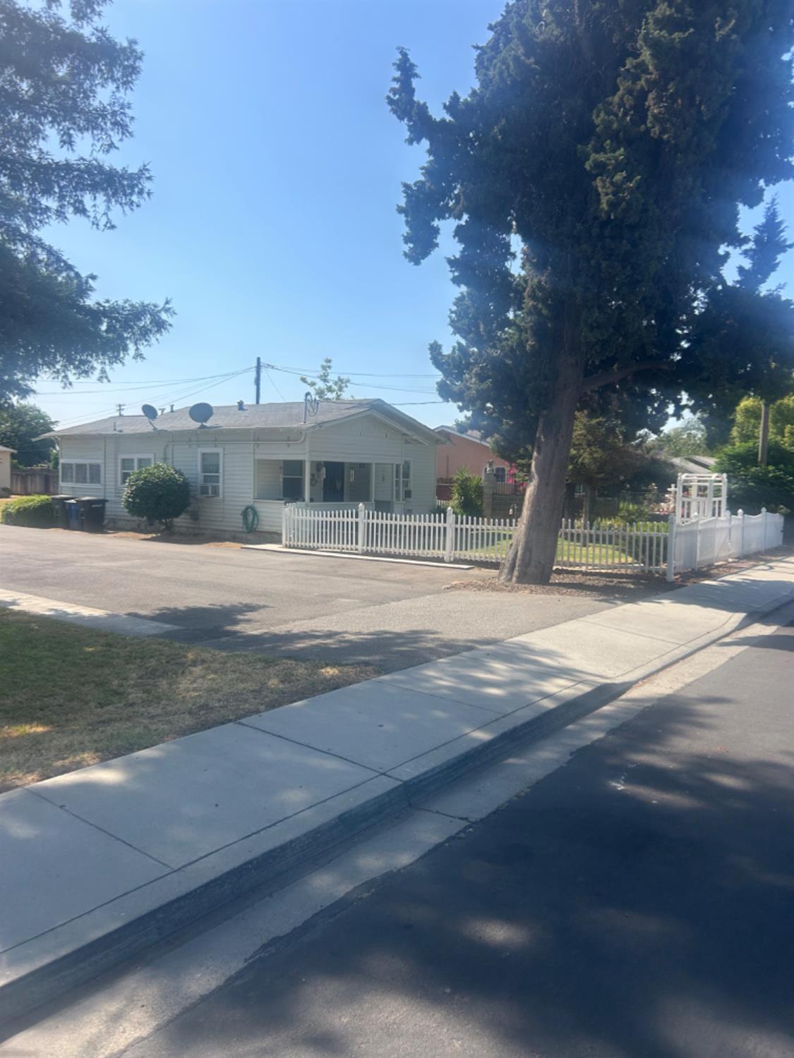 2124 5th Street, Ceres, California image 2
