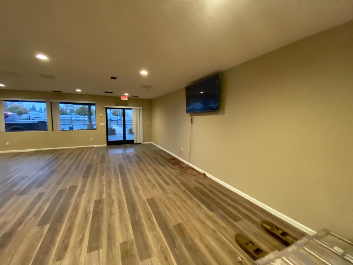 Detail Gallery Image 2 of 10 For 6880 West Ln, Stockton,  CA 95210 - – Beds | – Baths