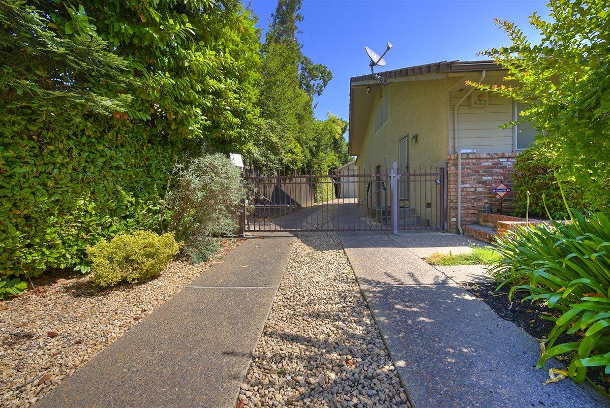 Lusk Drive, Sacramento, California image 4