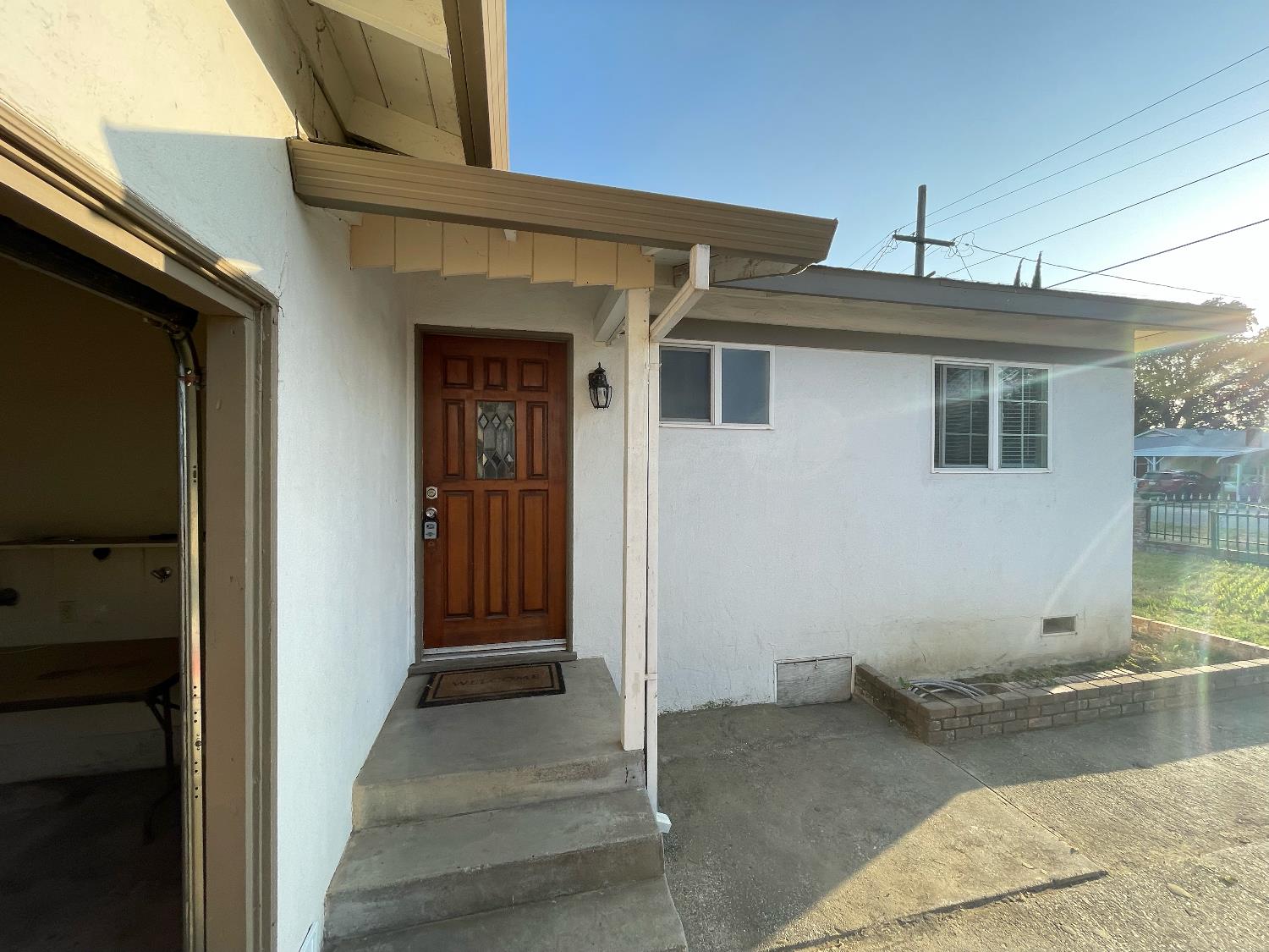 Laurel Avenue, Olivehurst, California image 2