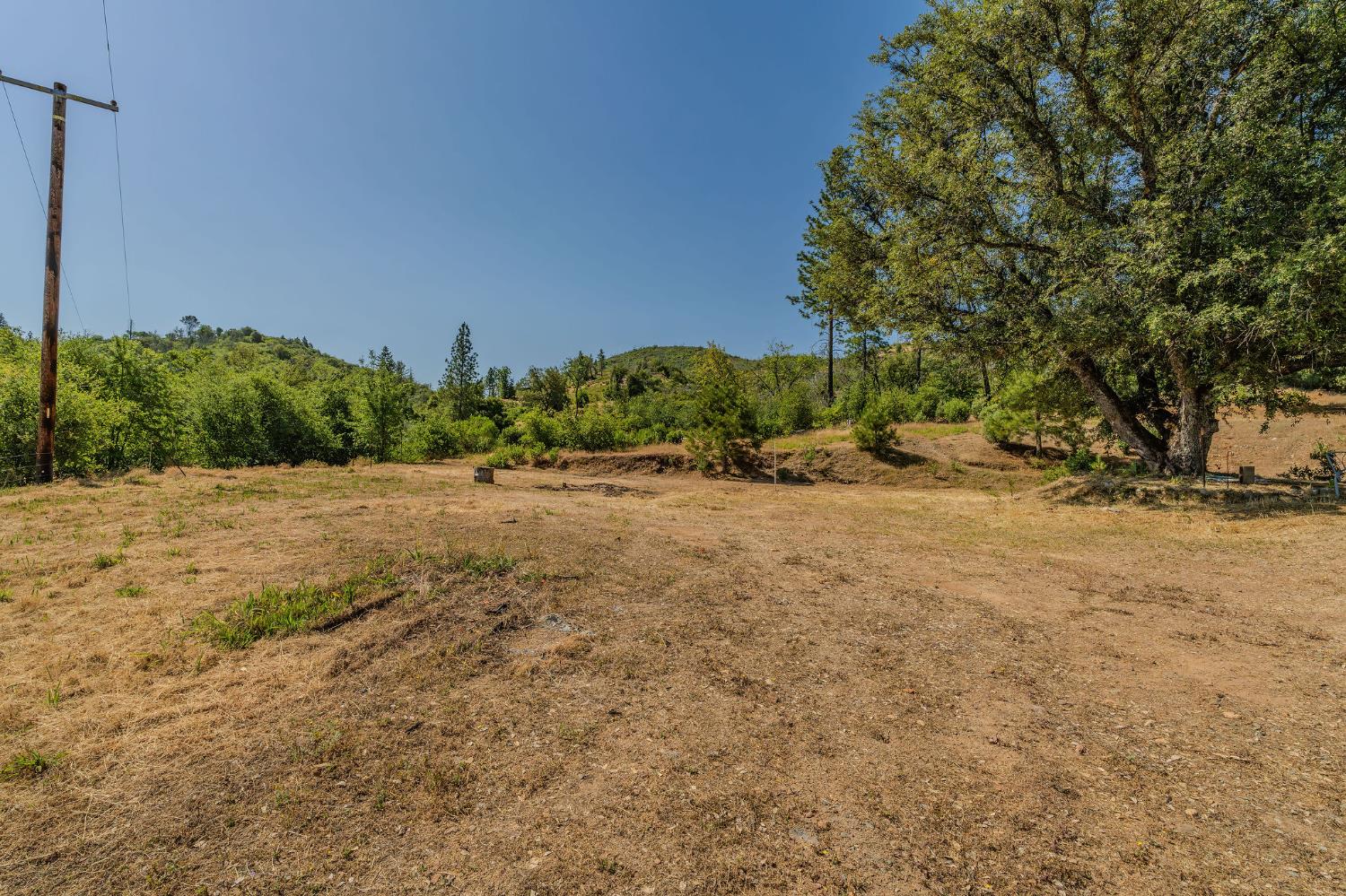 E Hawver Road, Mokelumne Hill, California image 15