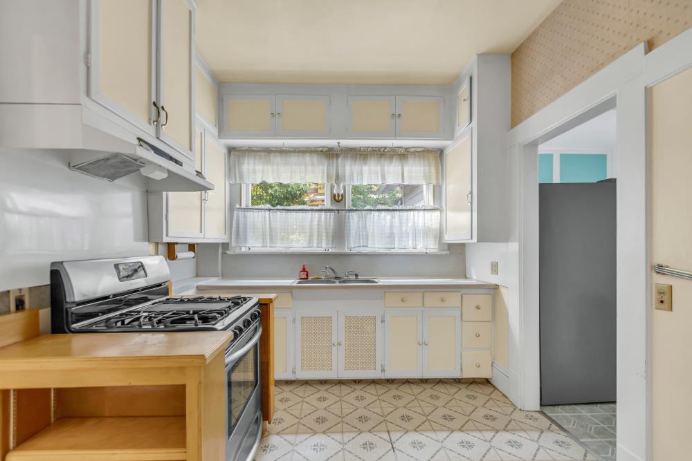 Howell Lane, Newcastle, California image 19