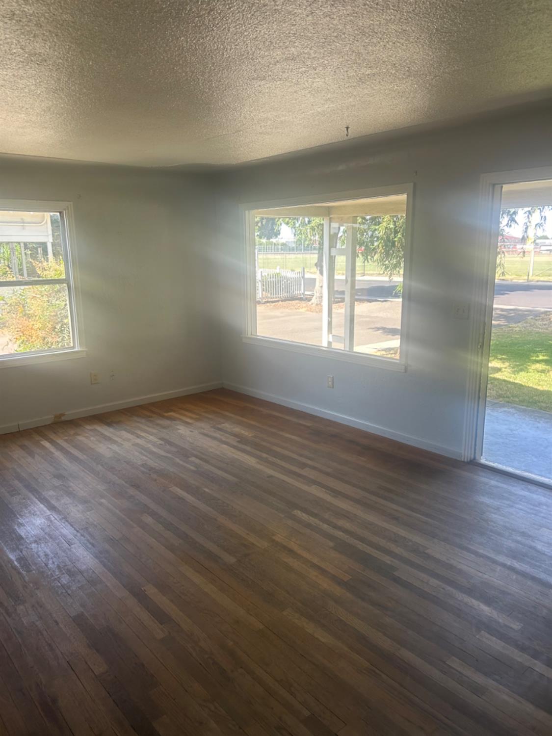 2124 5th Street, Ceres, California image 22