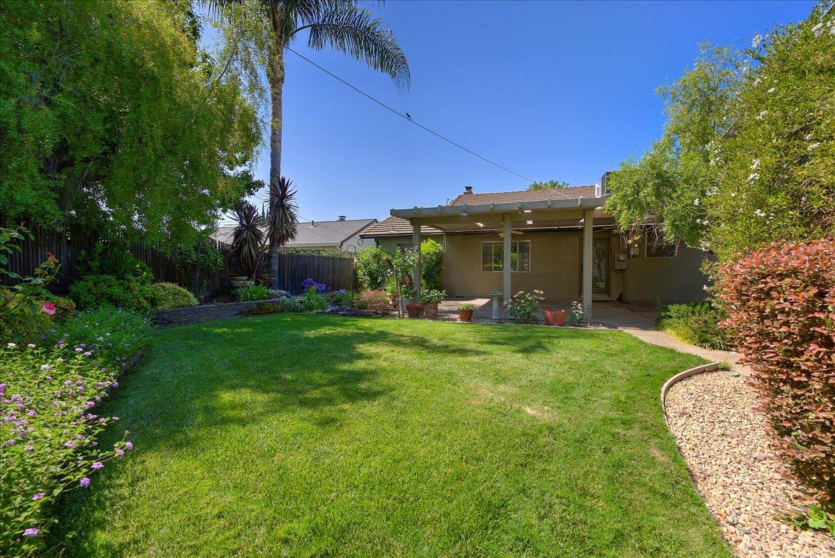 Lusk Drive, Sacramento, California image 33