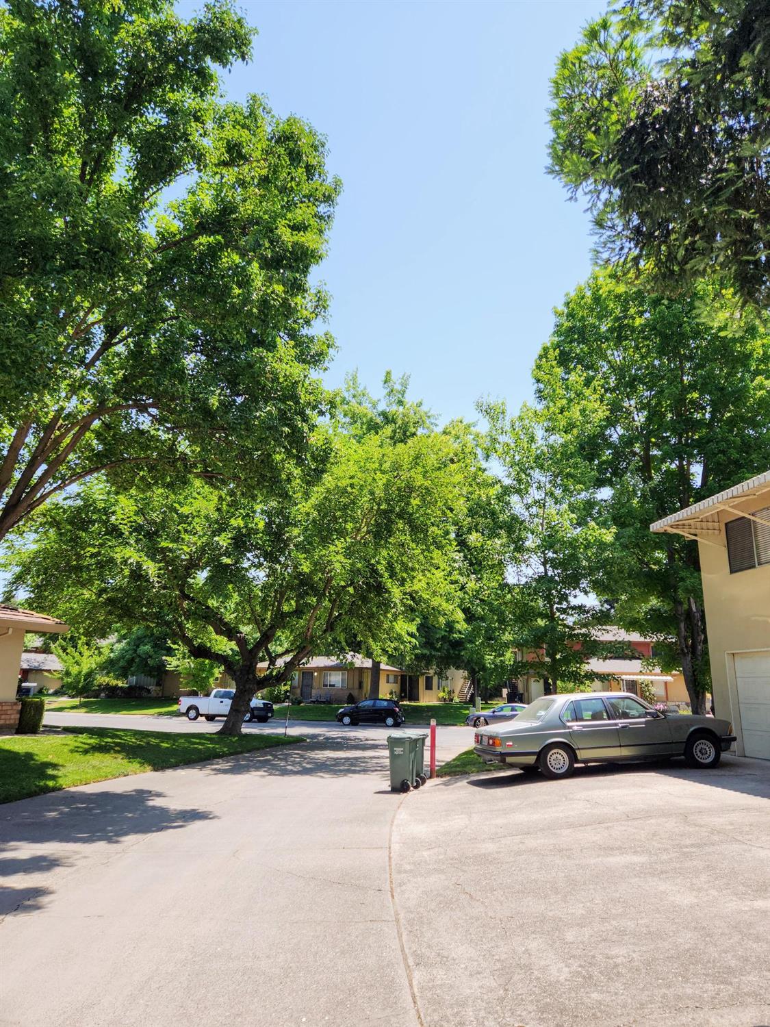 Connecticut Drive #4, Sacramento, California image 17
