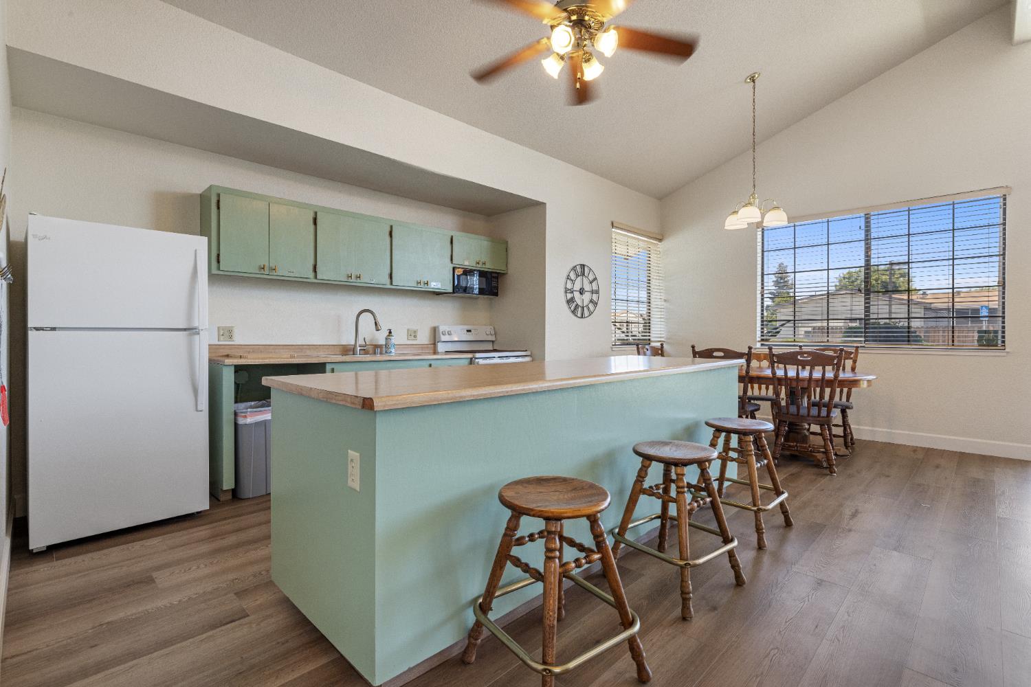 N Walnut Road #127, Turlock, California image 40