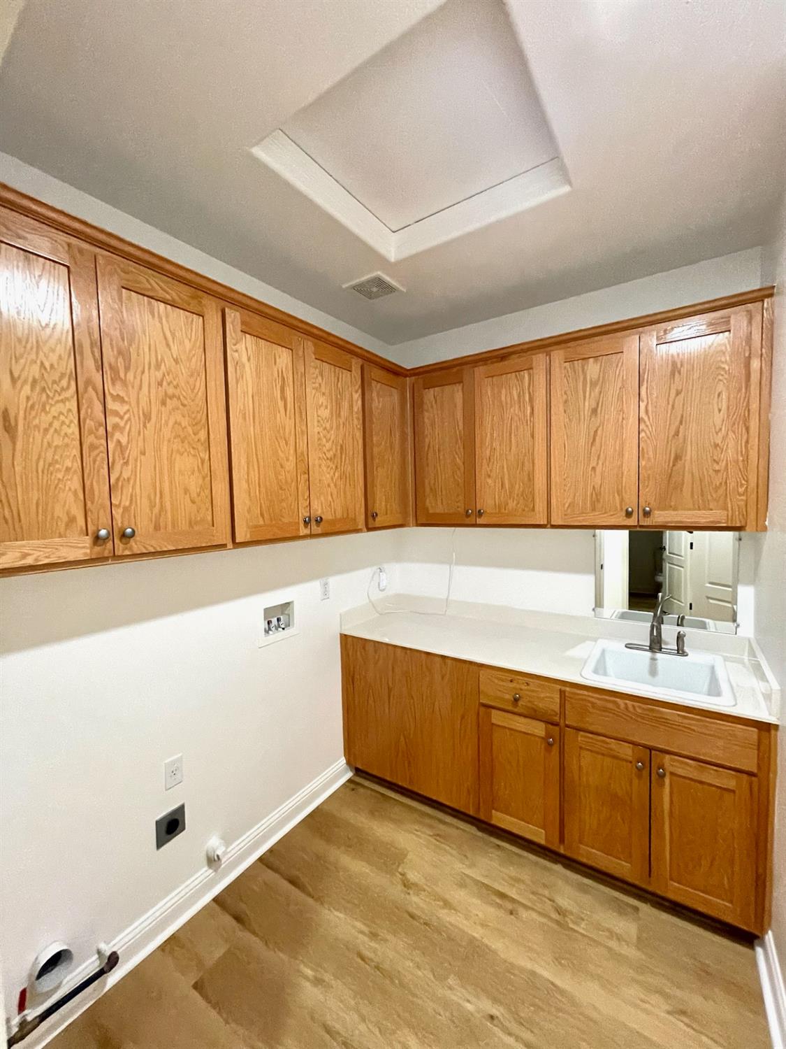 Thornhill Way, Modesto, California image 13