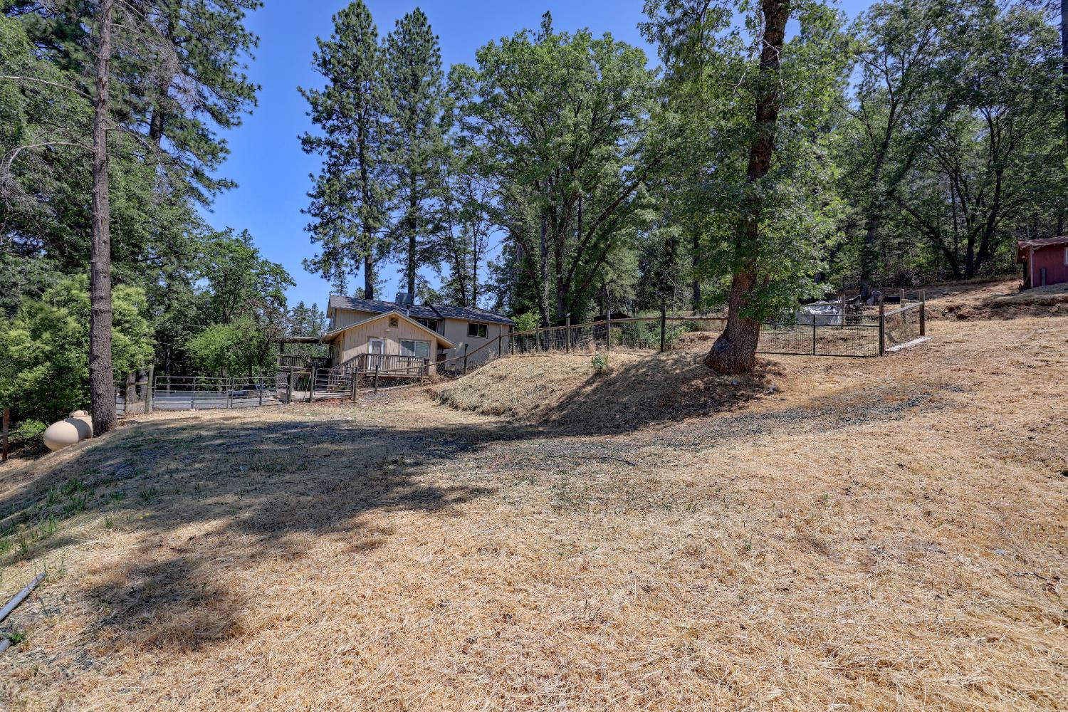 Detail Gallery Image 52 of 66 For 895 Sunray Ln, Colfax,  CA 95713 - 3 Beds | 3 Baths
