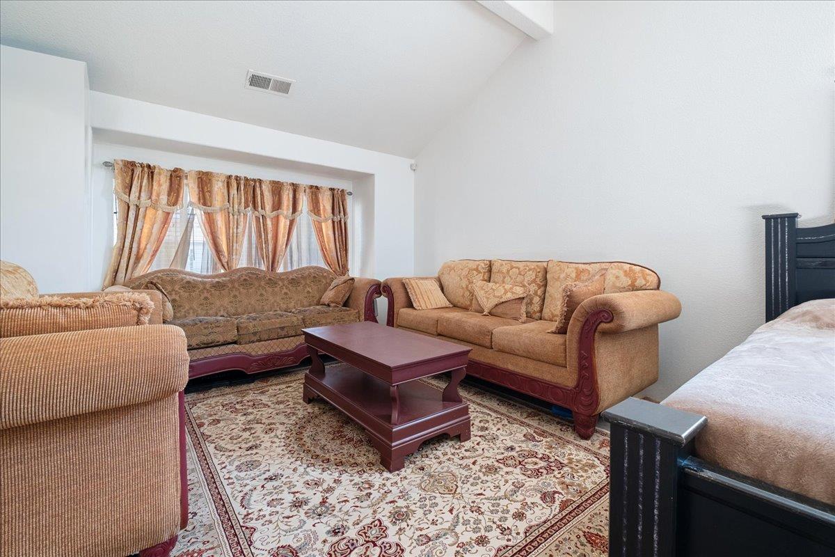 Detail Gallery Image 5 of 29 For 1684 via Milano, Gustine,  CA 95322 - 4 Beds | 3 Baths