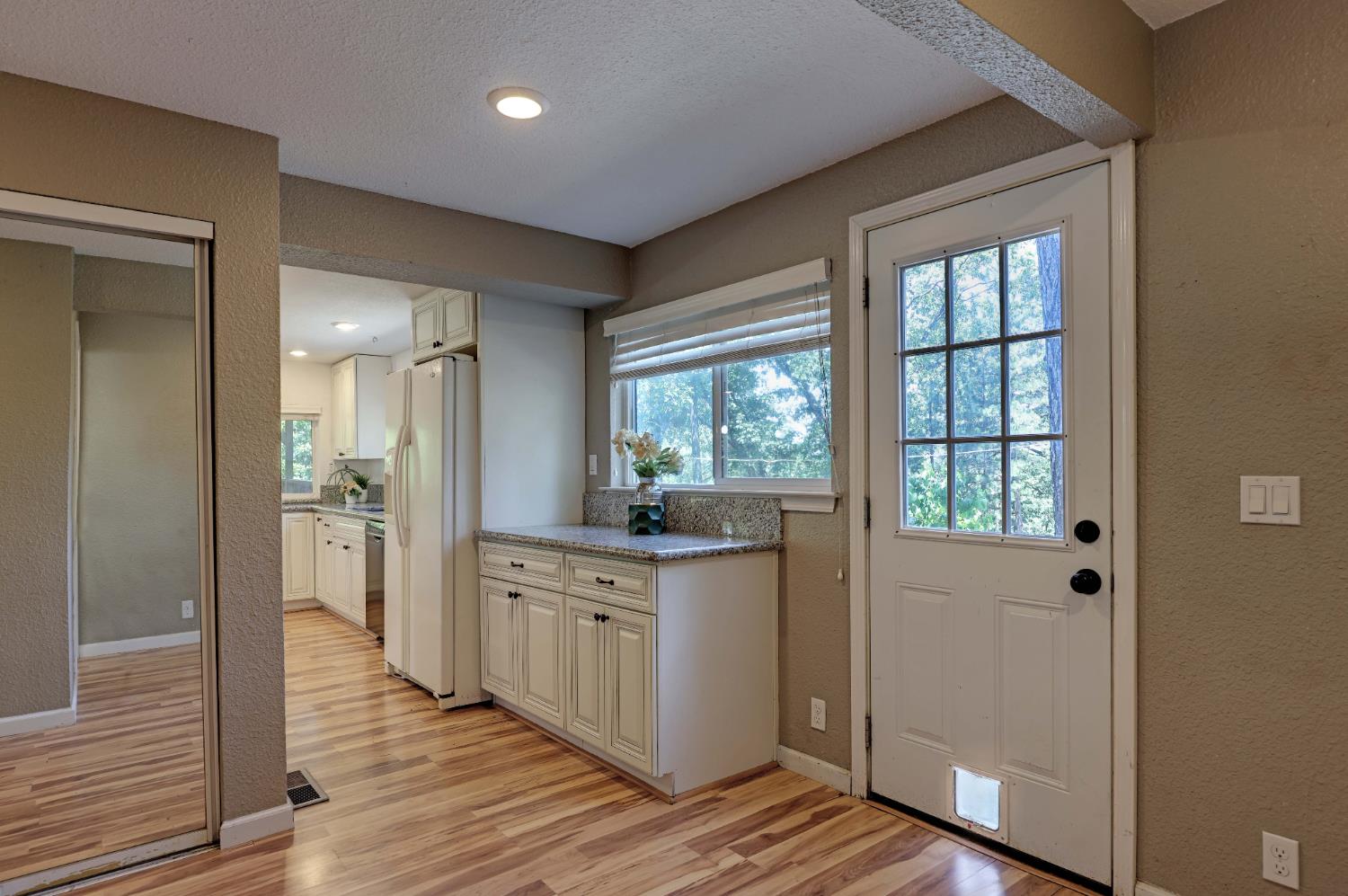 Detail Gallery Image 21 of 66 For 895 Sunray Ln, Colfax,  CA 95713 - 3 Beds | 3 Baths