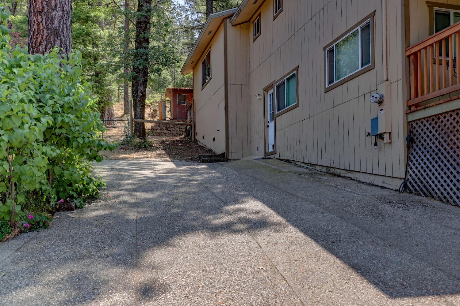 Detail Gallery Image 39 of 66 For 895 Sunray Ln, Colfax,  CA 95713 - 3 Beds | 3 Baths