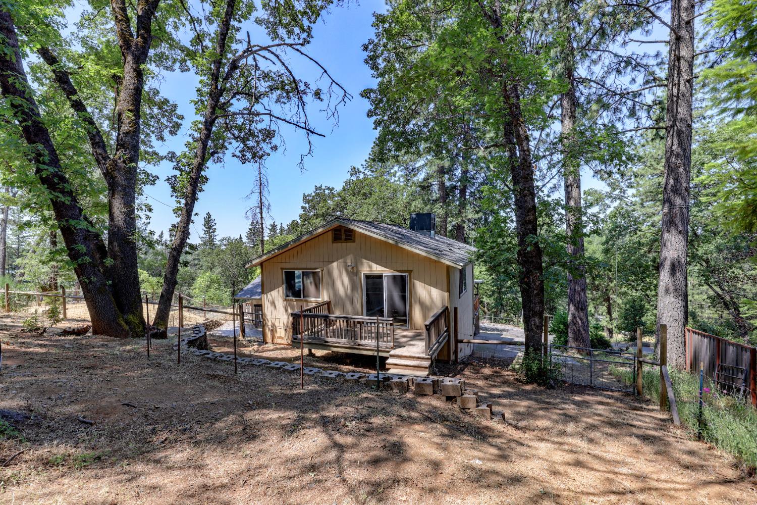 Detail Gallery Image 42 of 66 For 895 Sunray Ln, Colfax,  CA 95713 - 3 Beds | 3 Baths